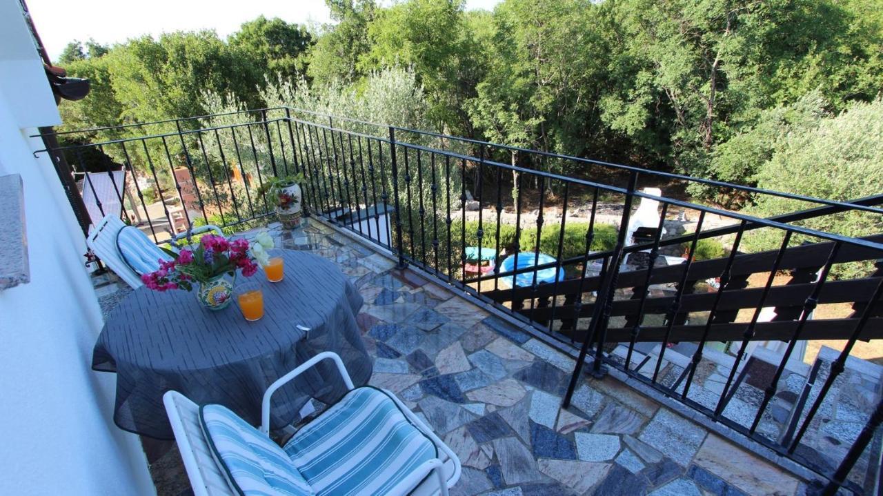 Apartments Marijana Srsici Extérieur photo