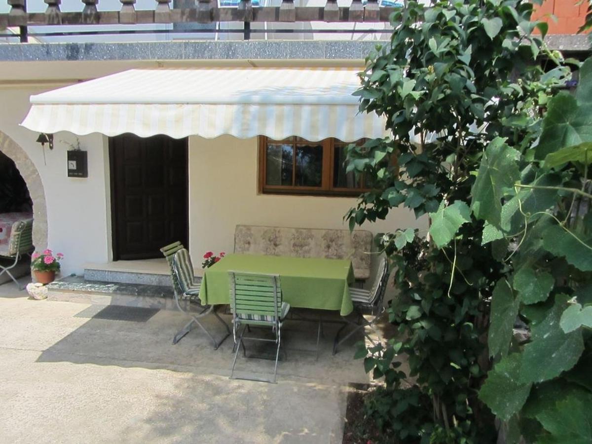 Apartments Marijana Srsici Extérieur photo