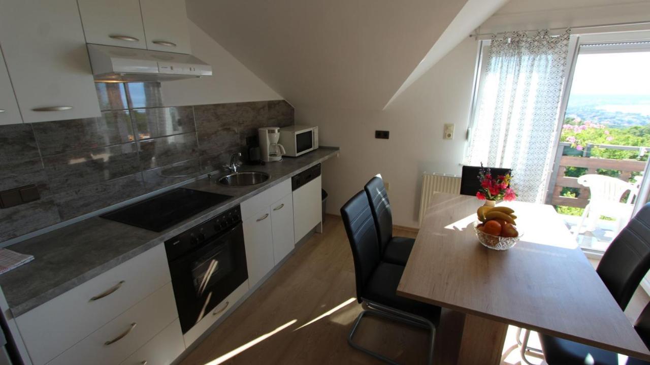 Apartments Marijana Srsici Extérieur photo